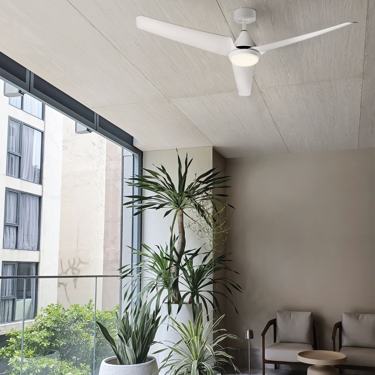 Ventilateur De Plafond 132 Cm Avec Lumière LED - Moteur DC Silencieux, Télécommande, 6 Vitesses, Pales Réversibles - 9