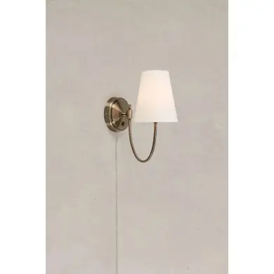 Applique AMAR Blanc cassé laiton antique 40W MARKSLOJD 108908