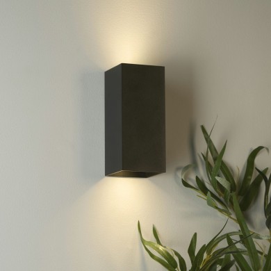 Applique Don 10W Max LED Noir SEARCHLIGHT 24126BK