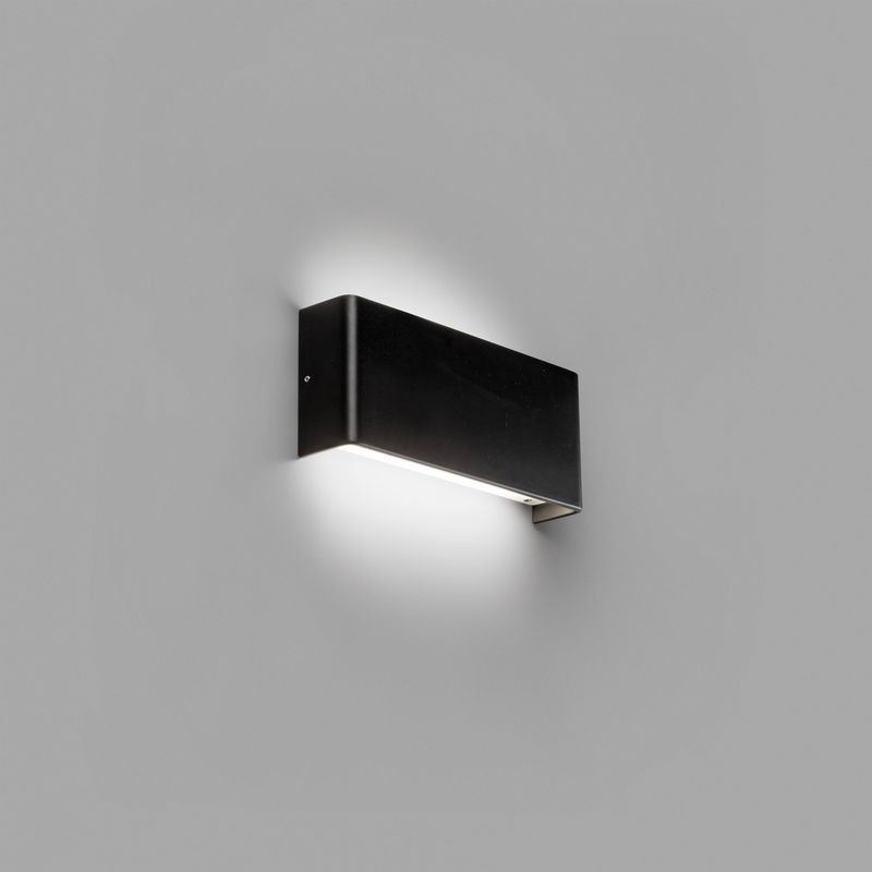 Applique Murale Nash Noir 1x8W LED FARO 62821