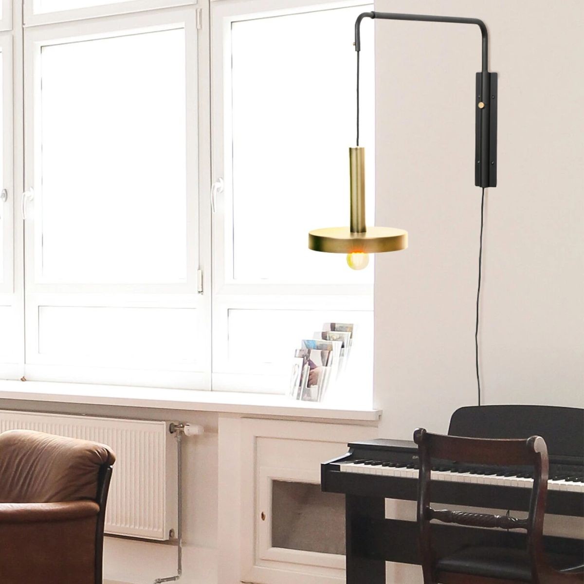 Trio lighting wandlamp Bolder, zwenkbaar met zwarte kap