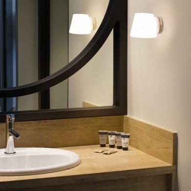 Applique murale salle de bain humidité : bien choisir