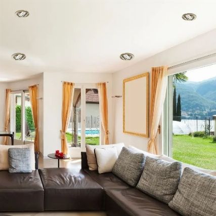 Installer un spot au plafond : Présentation et conseils